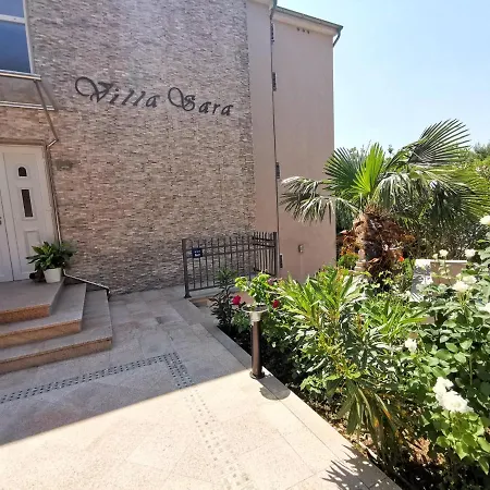 Sara 50 M From The Beach, With Balcony, Ac, Private Parking Apartamento *