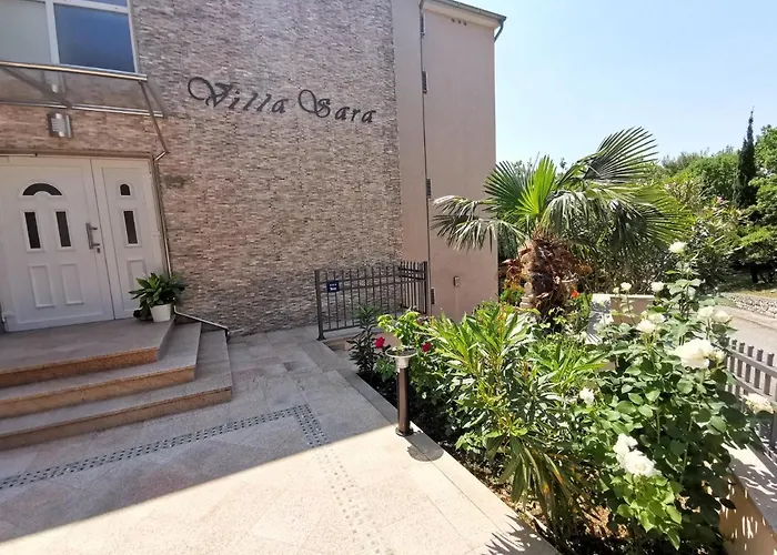Sara 50 M From The Beach, With Balcony, Ac, Private Parking Apartamento *