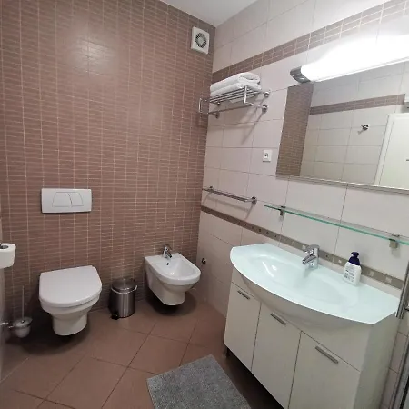 Sara 50 M From The Beach, With Balcony, Ac, Private Parking Apartman